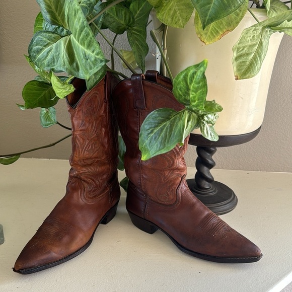 Dan Post Other - Dan Post leather Cowboy Boots size 10